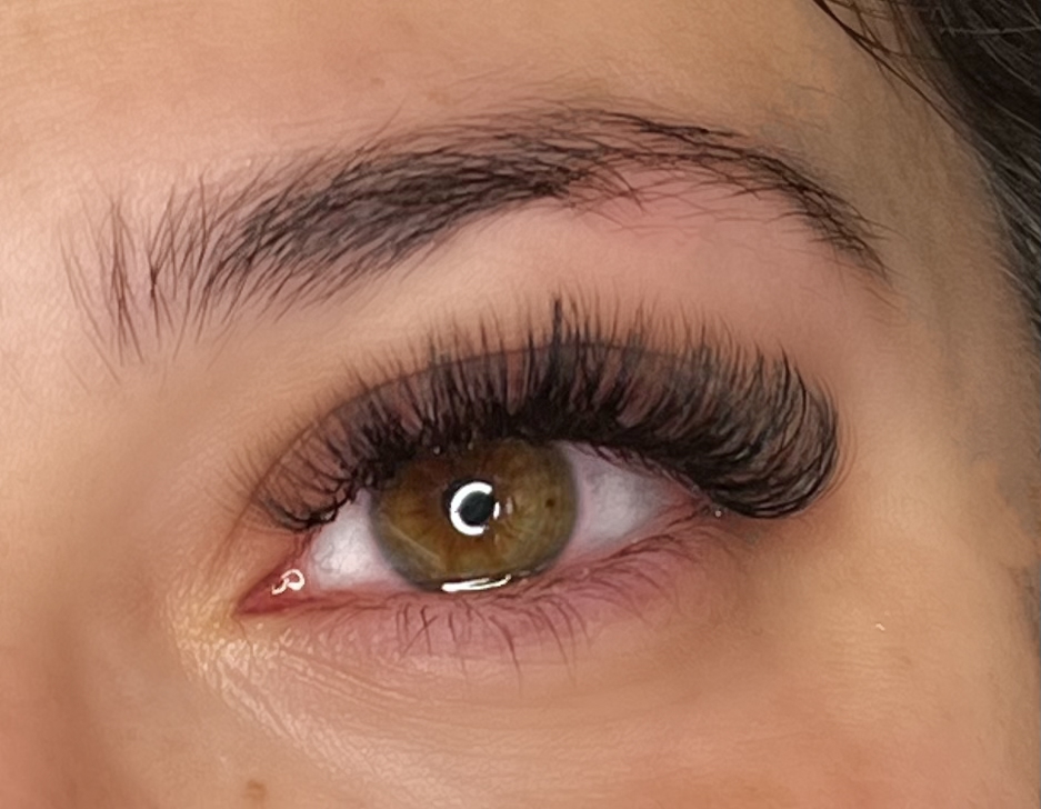 Eyelash Extensions Full Set: HYBRID