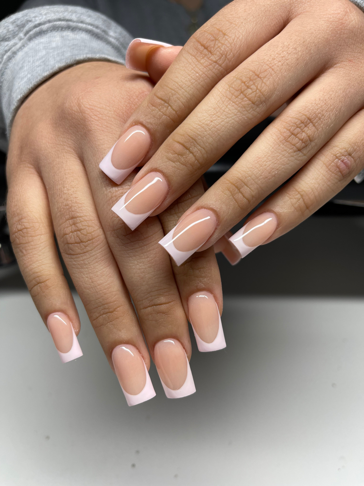 Acrylic fullset w/frenchies