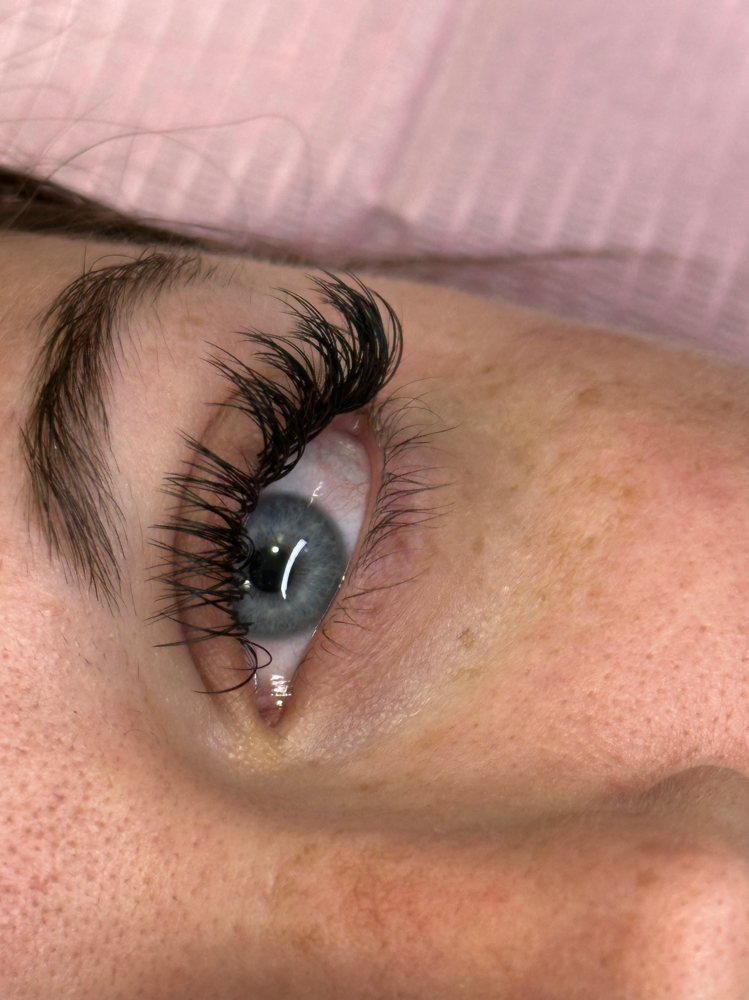 Classic Eyelash Extension