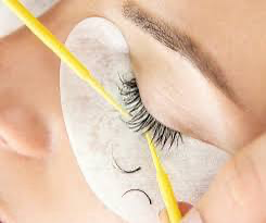 LASH REMOVAL