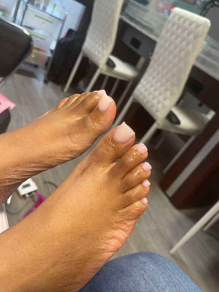 Toe BBL (Full Set,Design, & Pedi)