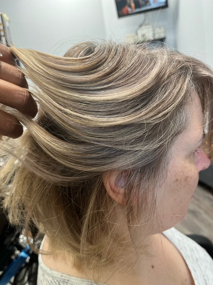 Root Touch up + Highlights