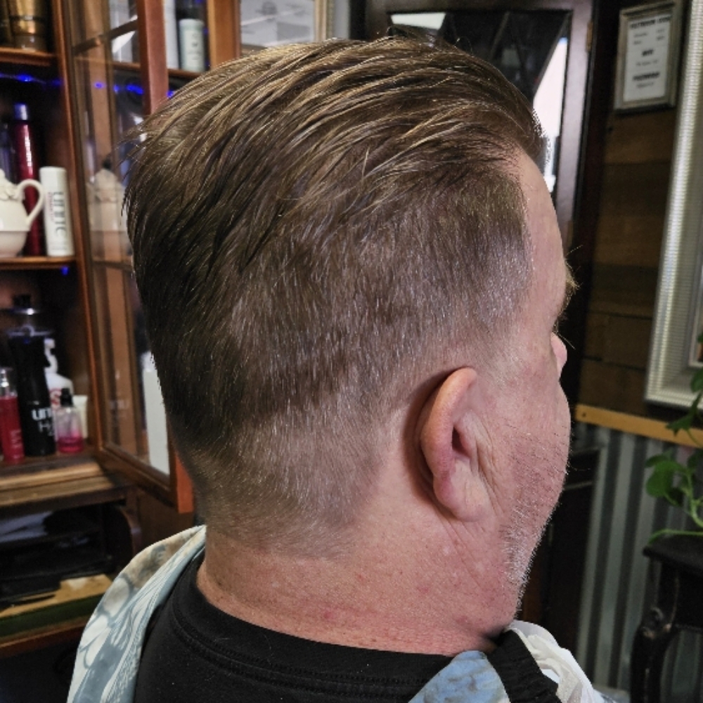 Mens Haircut at Luscious Locks SD in San Diego, CA