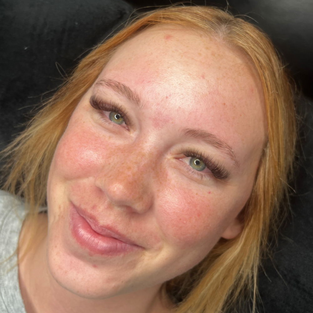 Hybrid Lash Set at Lash Lunatic in Burleson, TX
