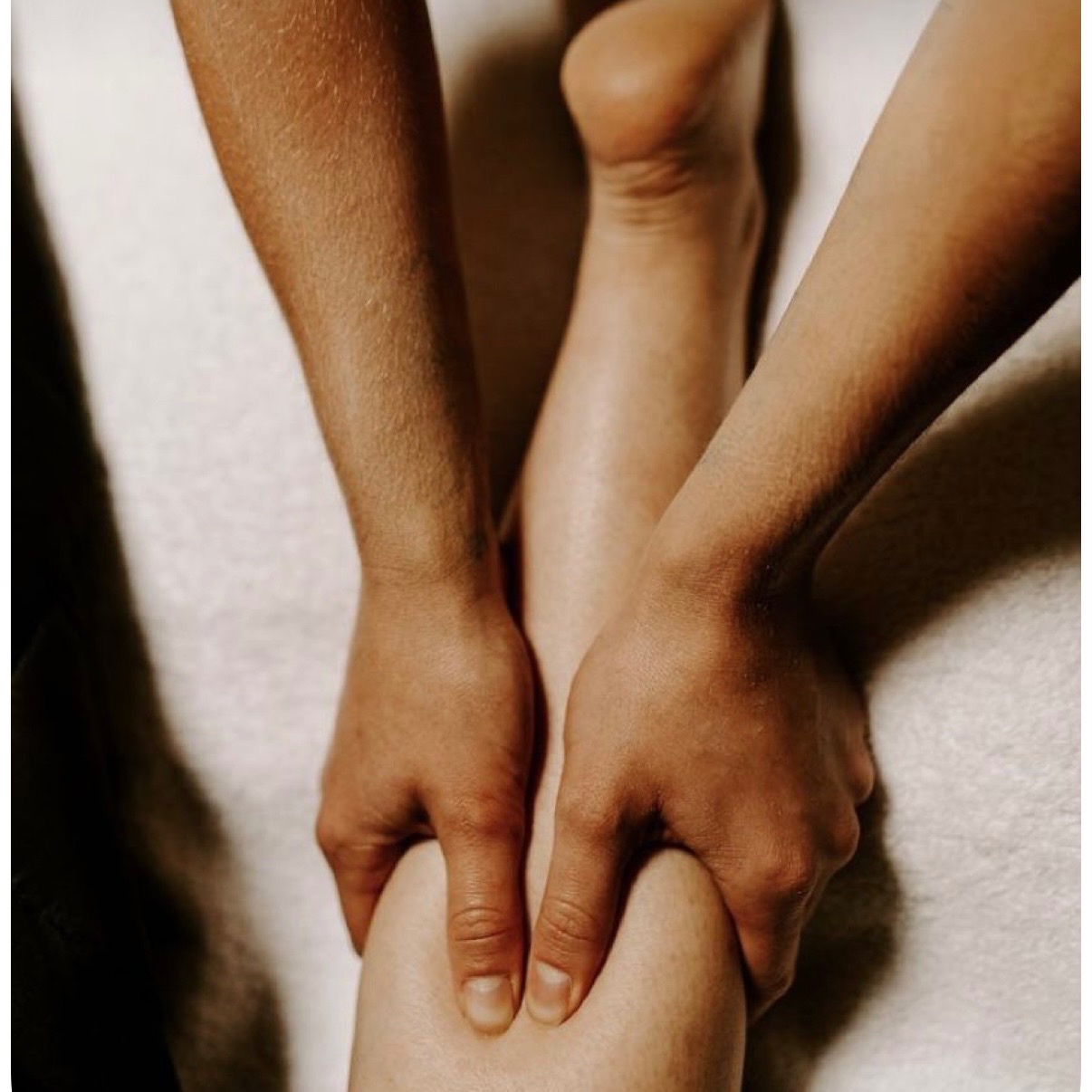 Bespoke 60 Min Therapeutic Massage at Holistik & Harmony in CA, CA