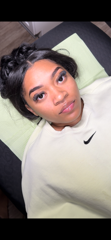 Volume Lash Extensions