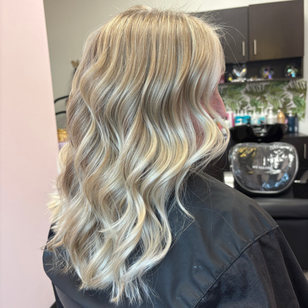 Full Foil & Blowdry at Vanessa's Chair in Leesburg, VA