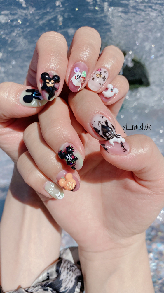 Character Nail Art