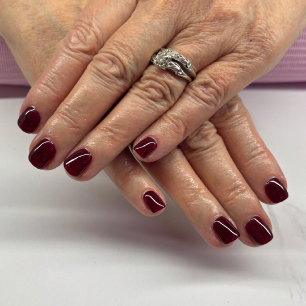 Manicure at Nikki’s Beauty bar in gillette, WY
