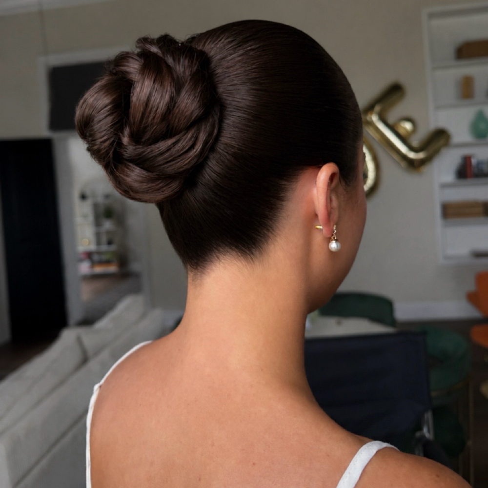 Event Hair w/ Lindsey at Snooty Fox Salon in Richmond, KY