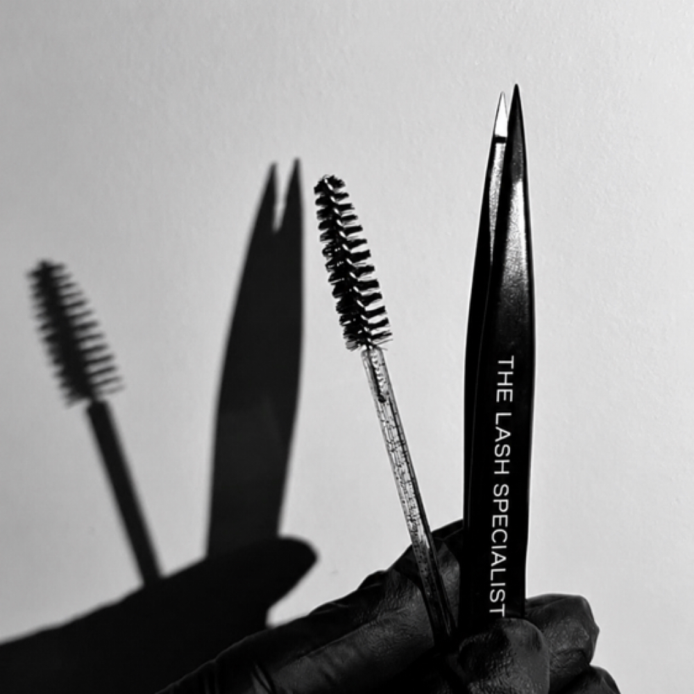 Brow Tweeze at The Lash Specialist in Warwick, NY