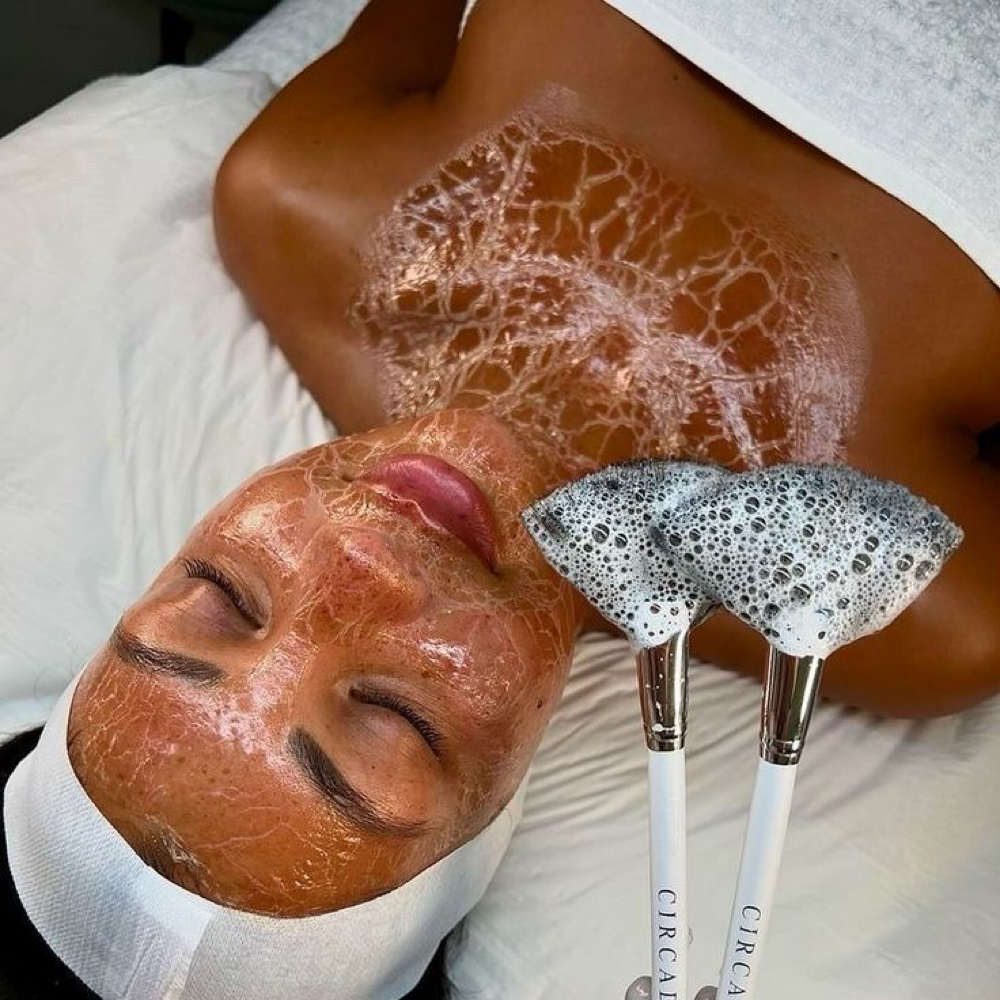 LUX LIFT Facial