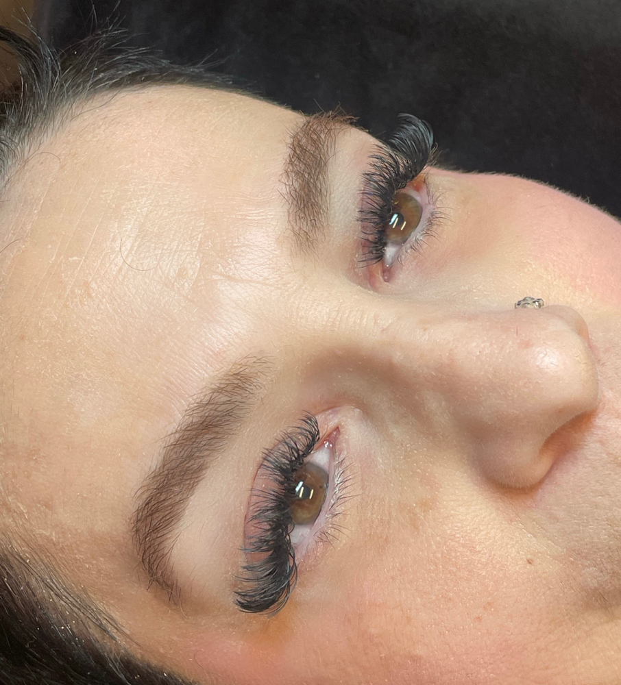Volume Lashes - Full Set