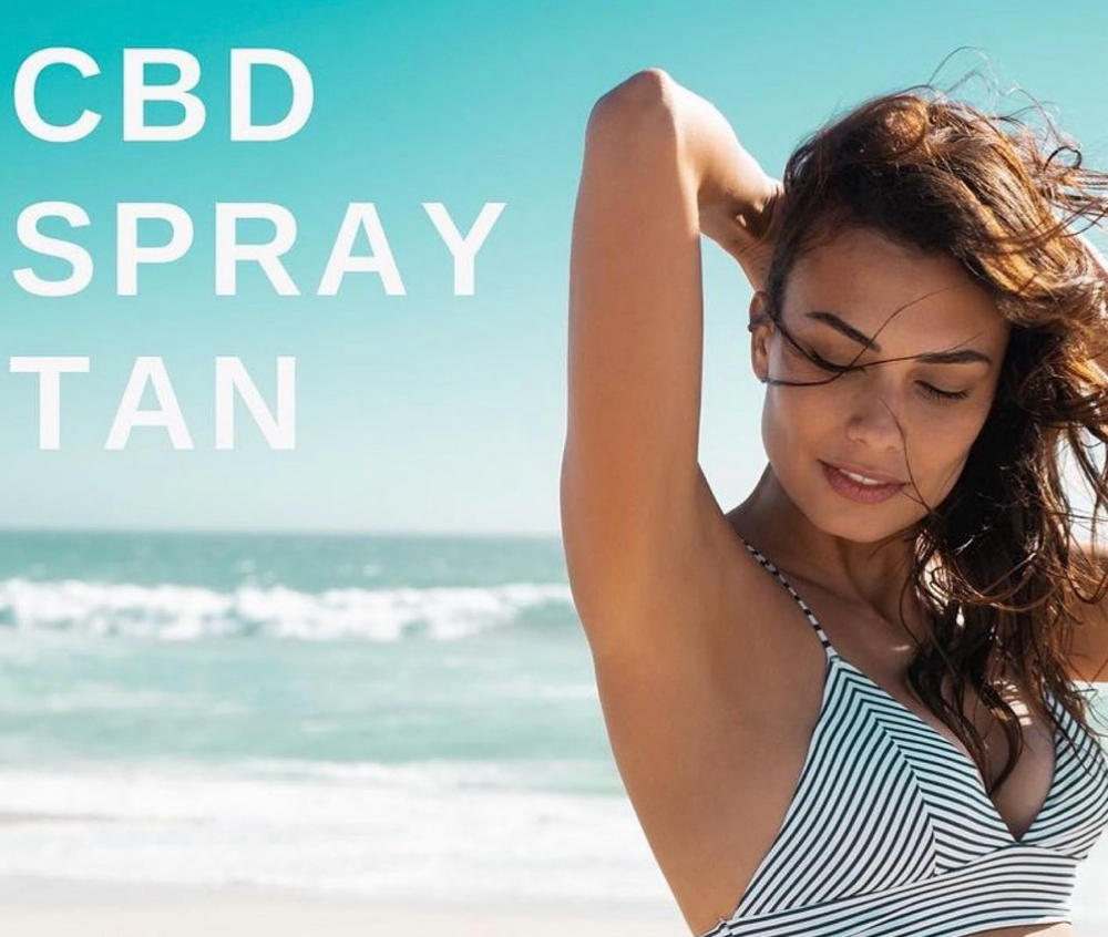 Infused spray tan