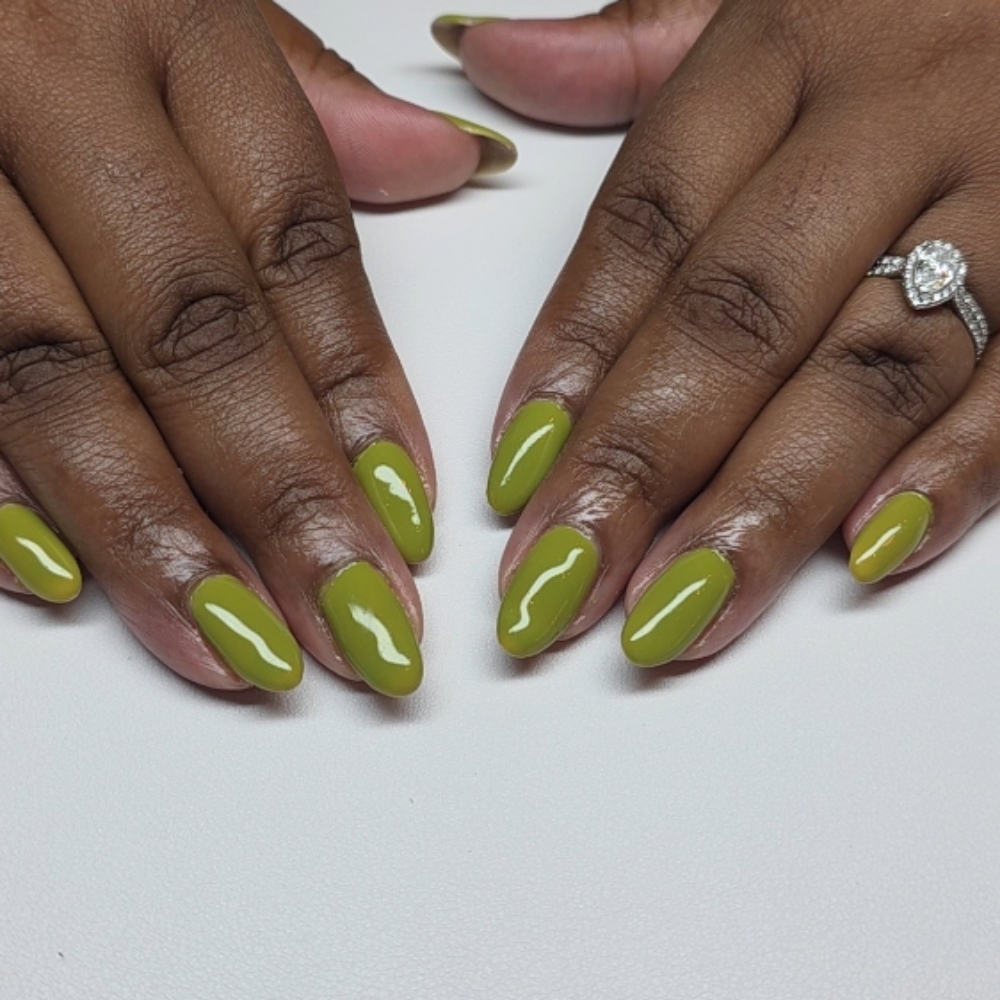 Polish Change at Never Settle Nail Bar in Cordova, TN