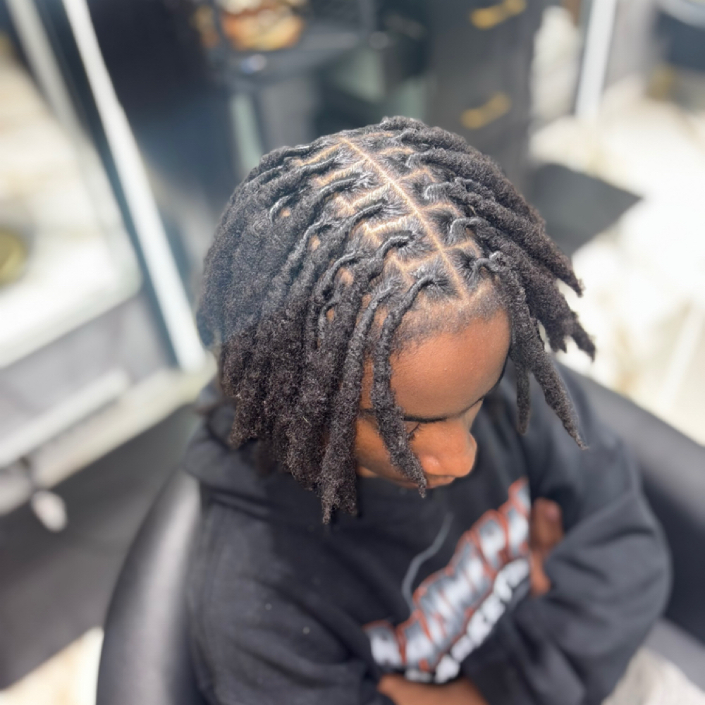 Retwist at Hands Of Beauty By Kevionna in Racine, WI