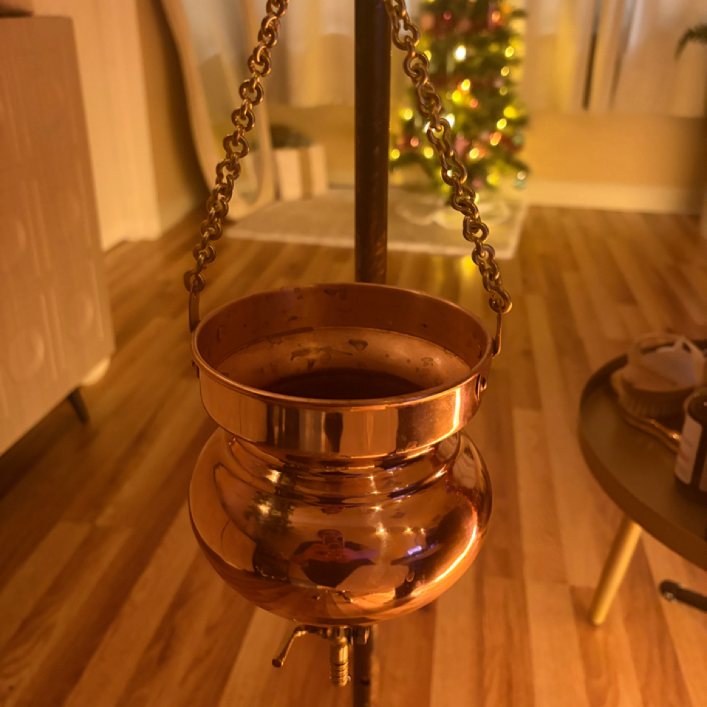 Luxe Herbal Pour-Add On Service at Aura Luxe Headspa in Hartford, CT