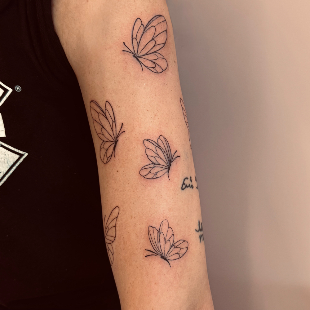 Fine Line Tattoo - Four Hour Block