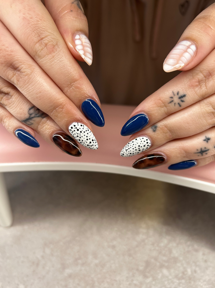 Level 2 nail art