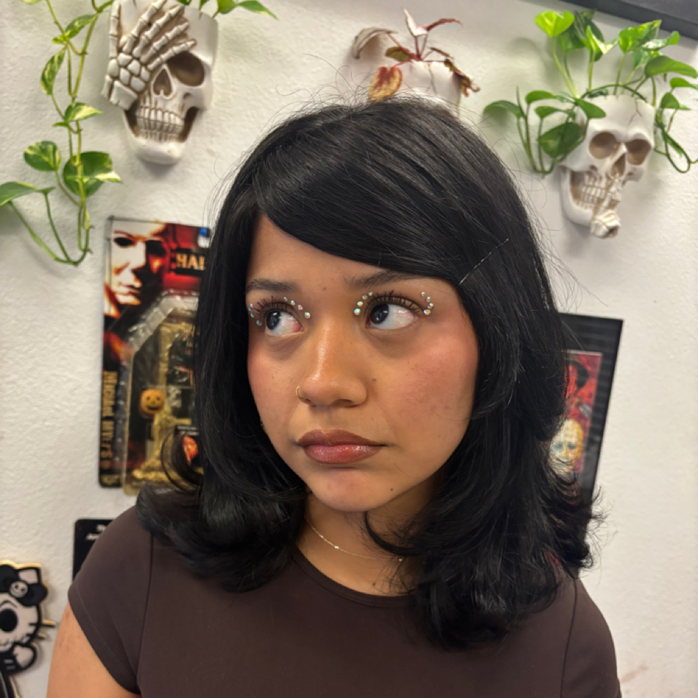 Medium Haircut With Alissa at Looks That Kill Salon in Houston, TX