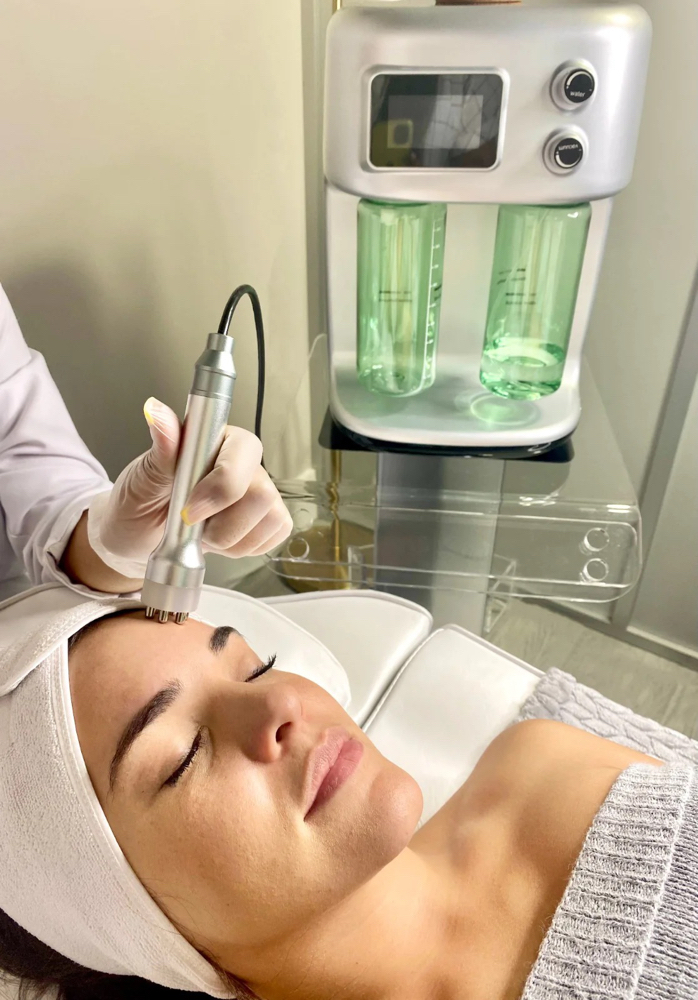Hydroderm Glow/Radio+ Dermaplaning