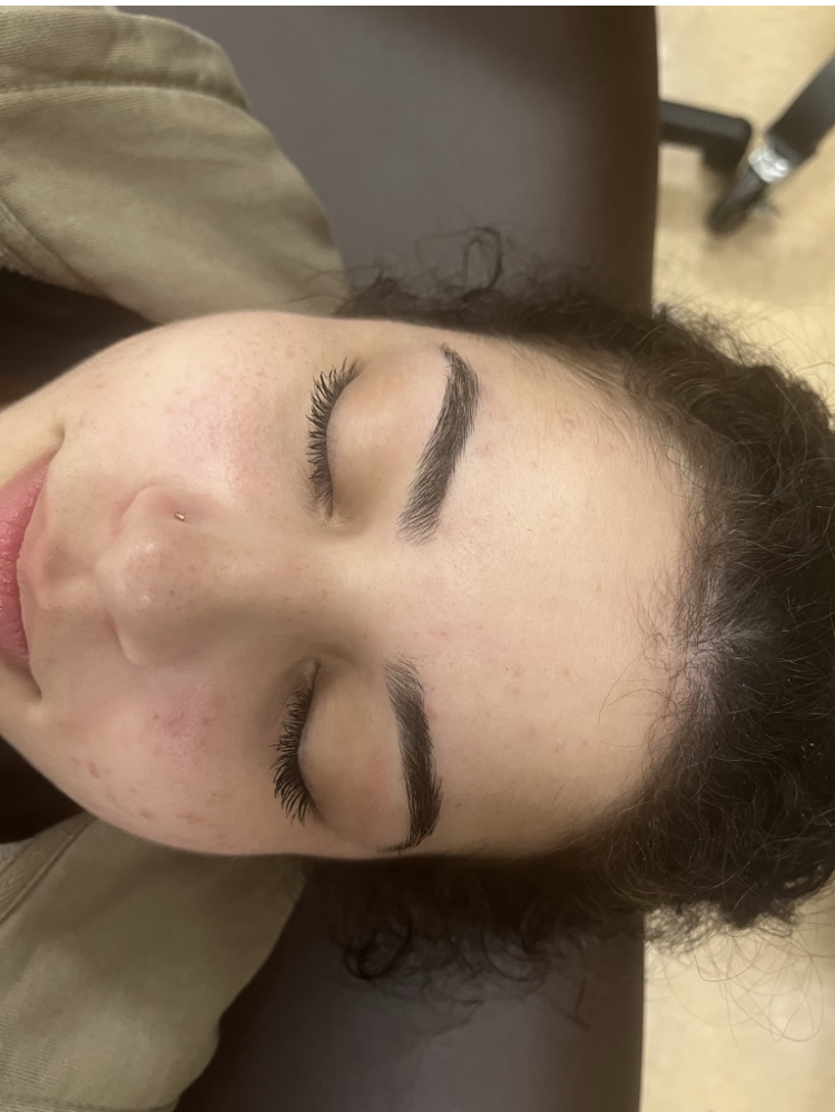 Brow Clean Up (Wax Or Tweezer )