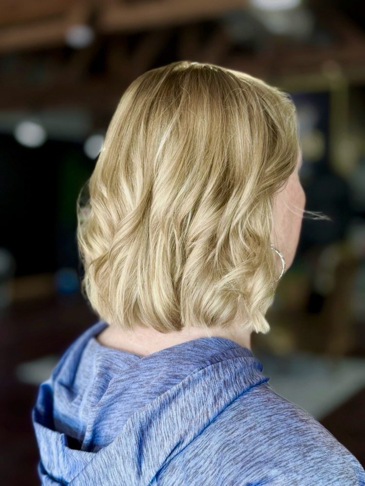 Women’s Dry Haircut