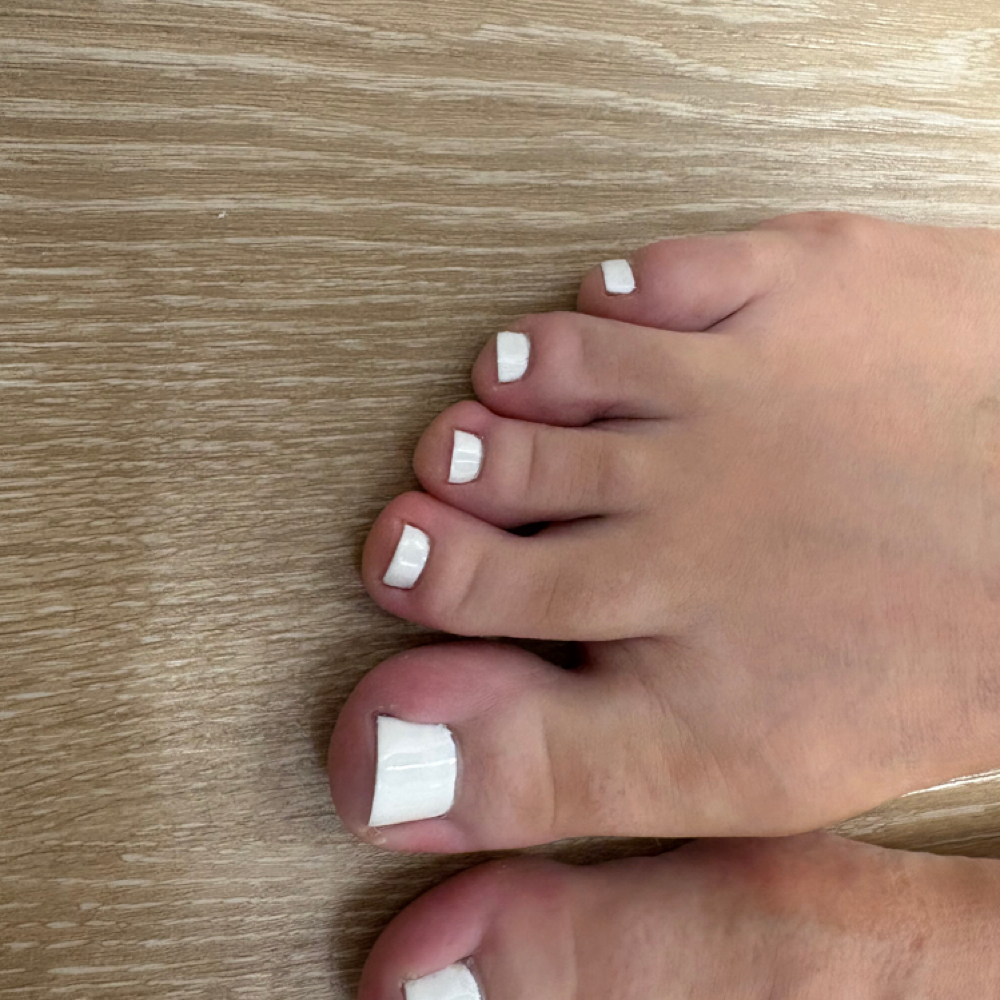 Gel Polish On Toes at The Beauty Bar in Waynesboro, MS