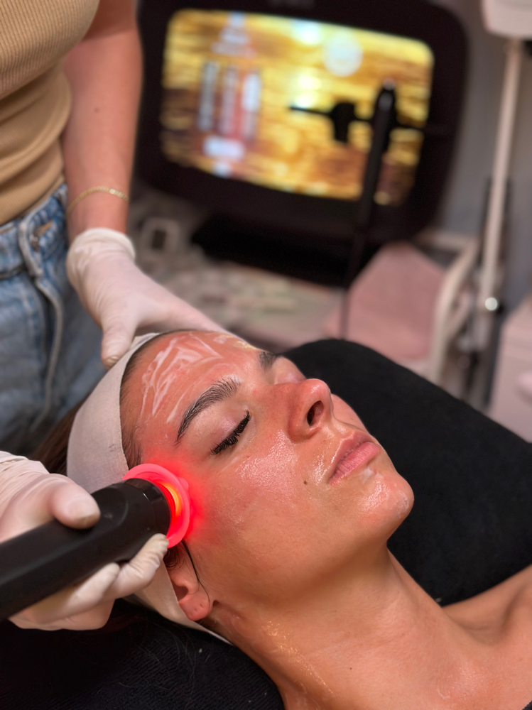 Glo2 Facial