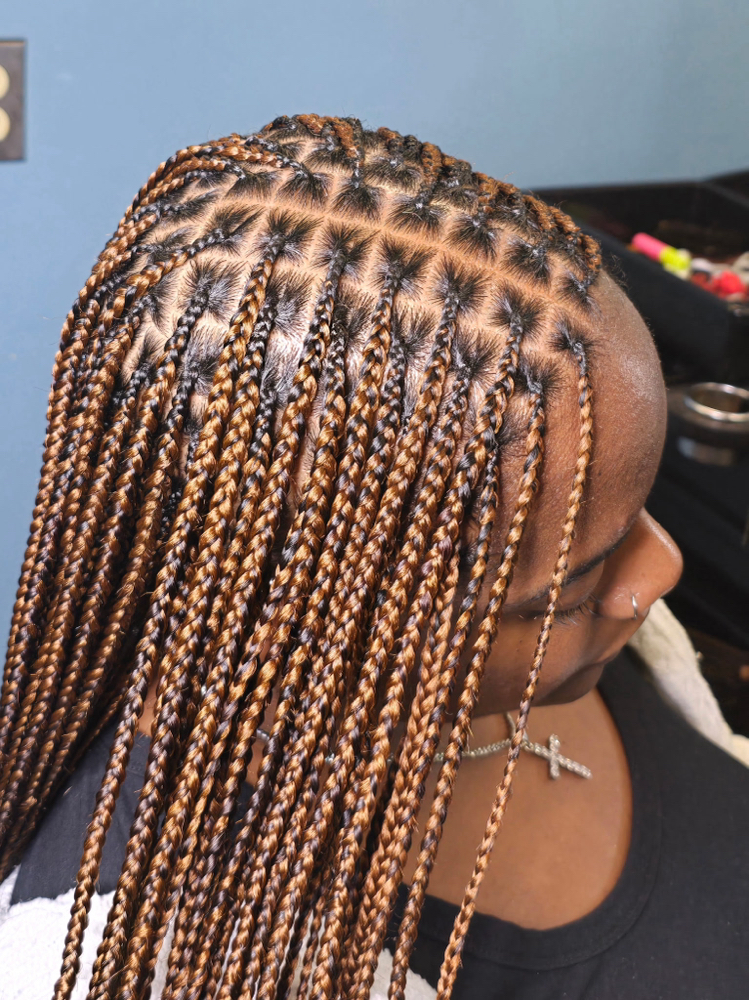 Knotless Braids at Hair salon in MD, MD