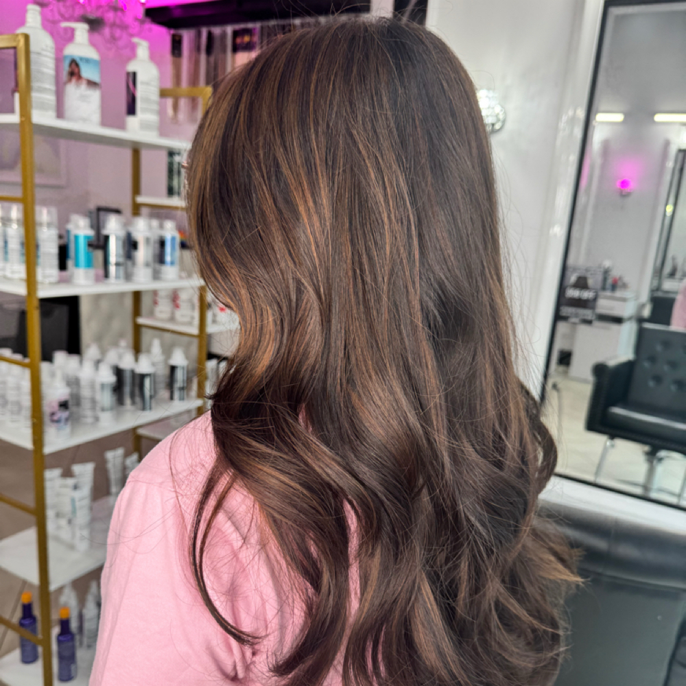 Women Single  Process Root Touch-up at Joaquin  Hinojosa Studio in Chicago, IL