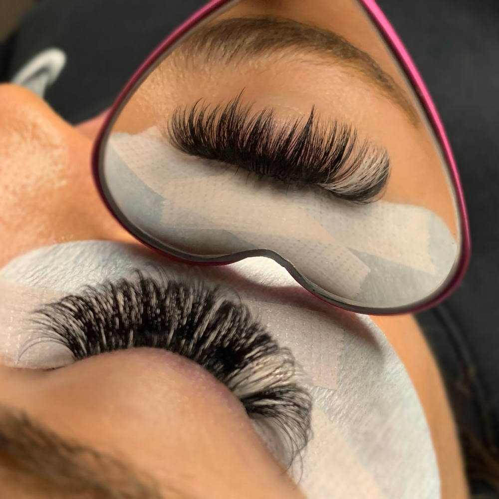 Lash Touch Up