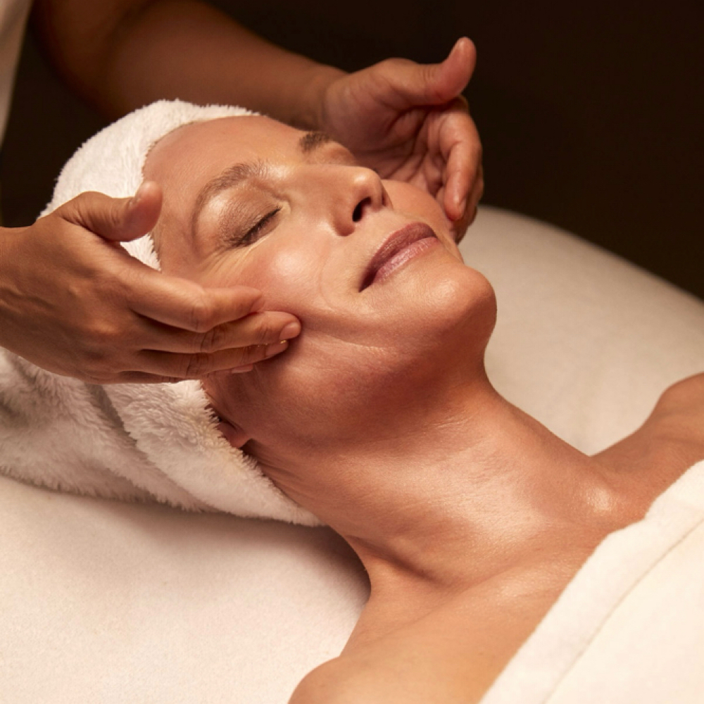 Mothers Day Glow Experience at Lavender Glow Spa in East aurora, NY