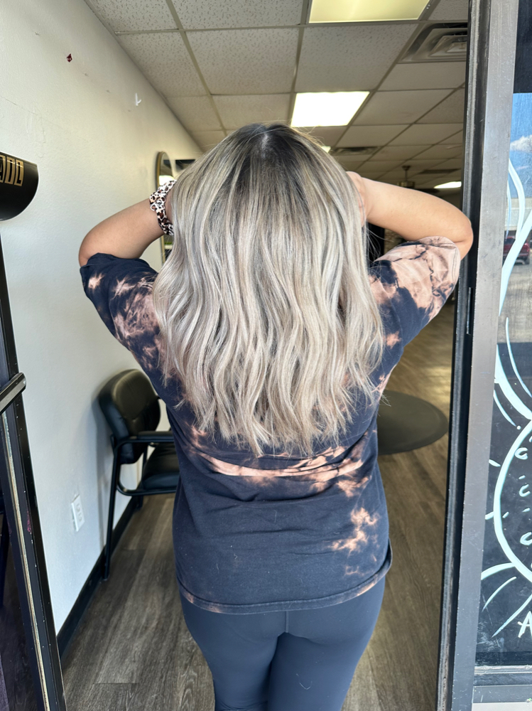 Blonding/Highlight/Balayage Retouch
