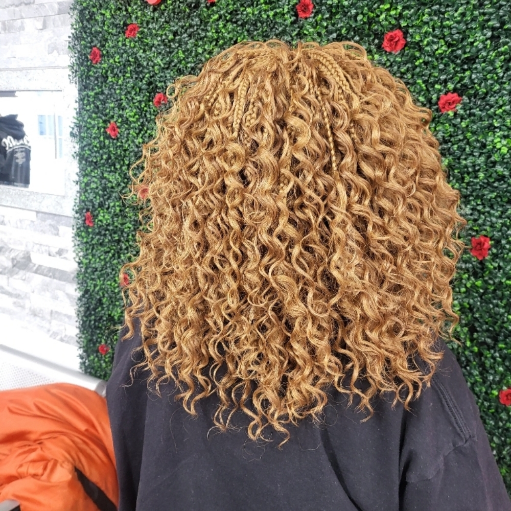 Crochet at @ivtebeautyplace in Suitland  Md, MD