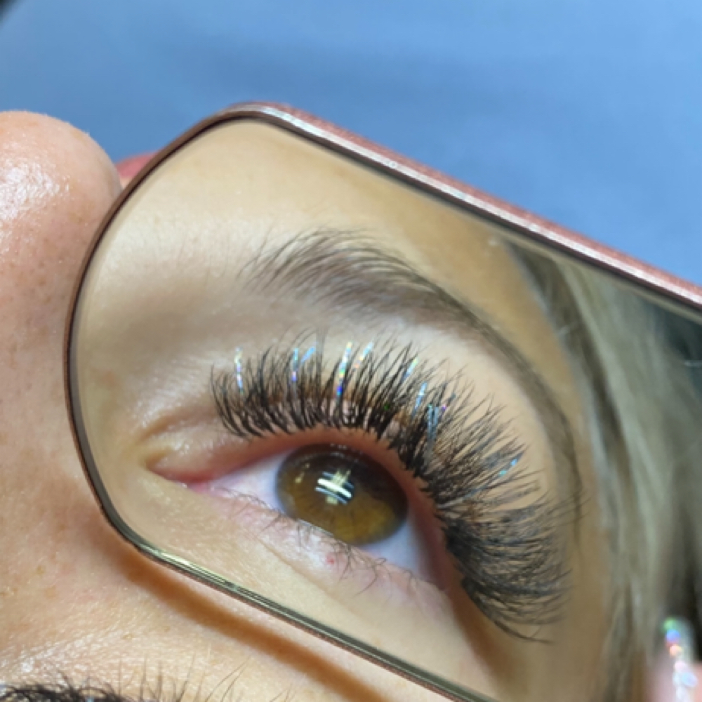 COLOR/TENSIL at EyeConic Lash in Dayton, OH