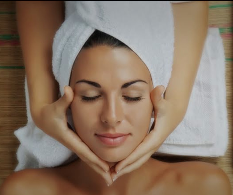 Revitalizing Retinol power lift tre