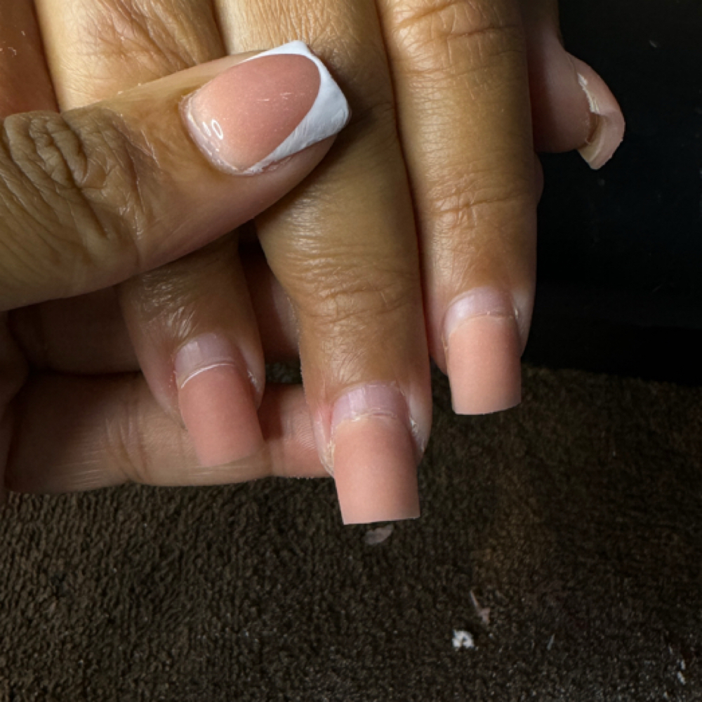 Fill In at QueenTeeNailsLLC in Newport News, VA