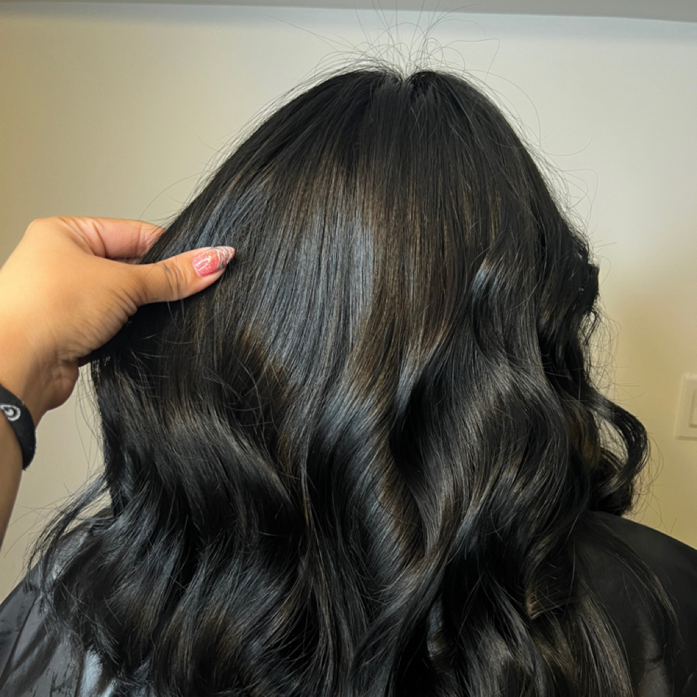 Hair wash + Blow out at Kultura Beauty in Cicero, IL