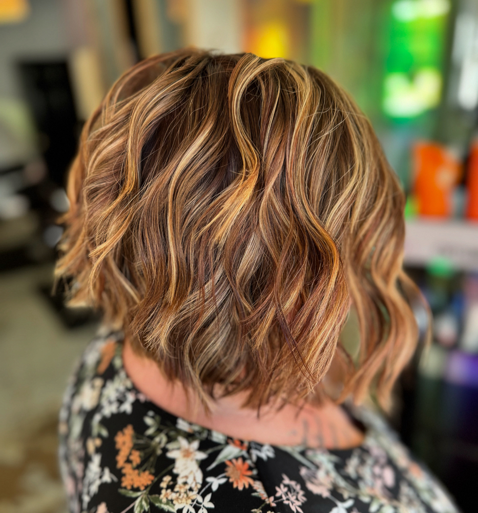 WOMENS HAIRCUT