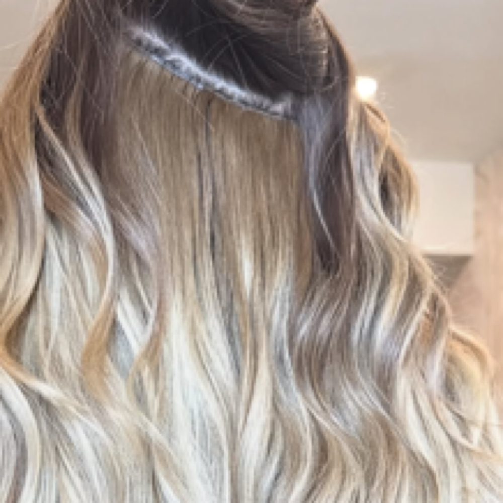 1 row & 1 mini row reset at The House of Blondes in Summerville, SC