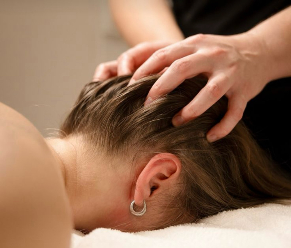 Aromatherapy Scalp Massage