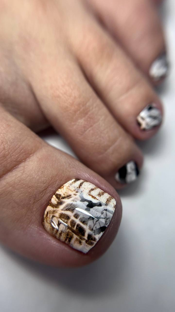Smart Gel Pedicure
