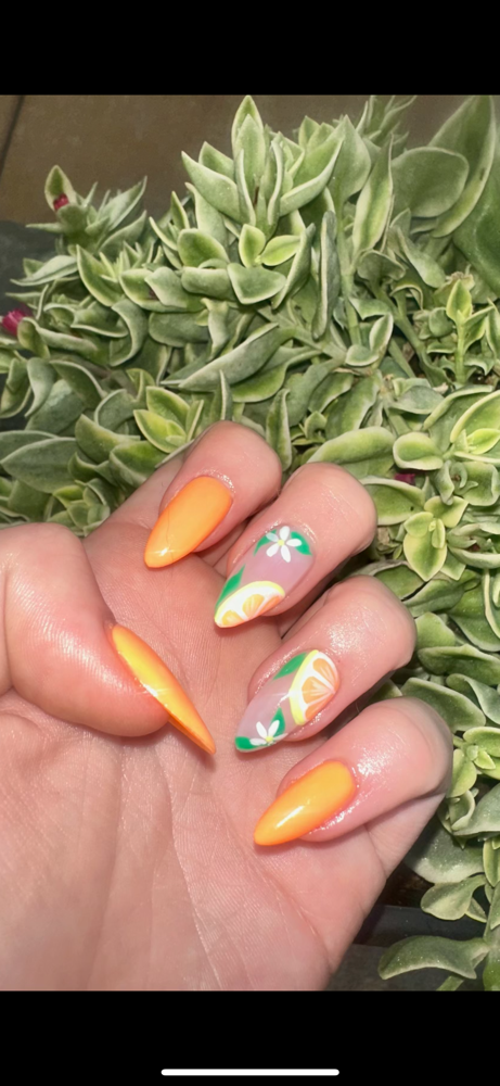 Nail Art 2 Finger at Dazzle Me Darlin Looks in North Canton, OH