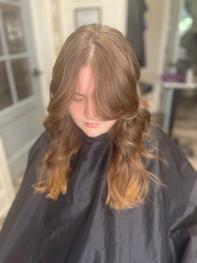 Women’s Dry Cut at Payton M Beauty in Lebanon, TN