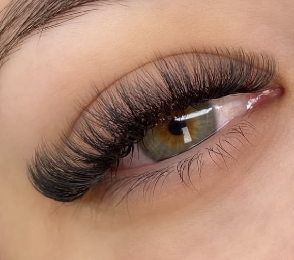 Hybrid Set at Lashes by day in Edinburg, TX
