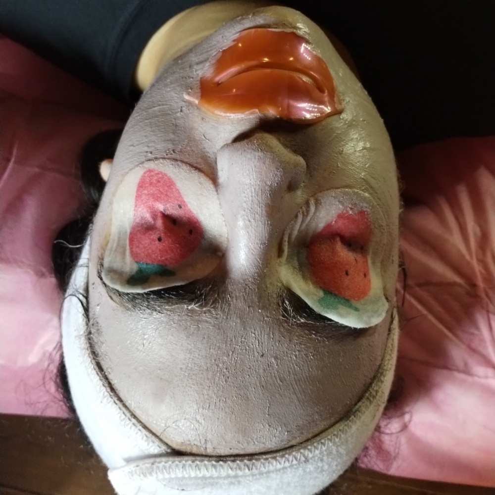 Deluxe Spa Facial at Snatched By J in Tallahassee, FL