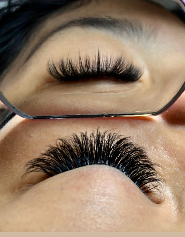 Extended Lash Fill at Stephhoneylashes in Waite Park, MN