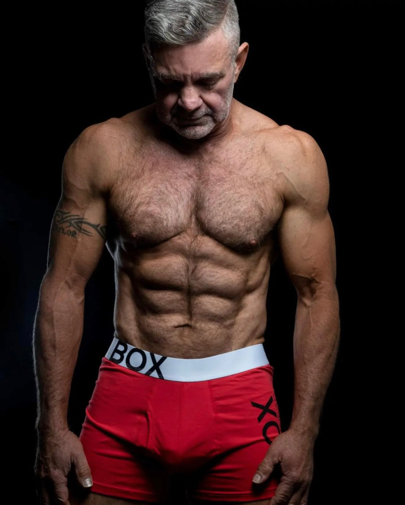 Mini Contour Add On at Bronzed Babe Airbrush Tanning in Monterey, CA