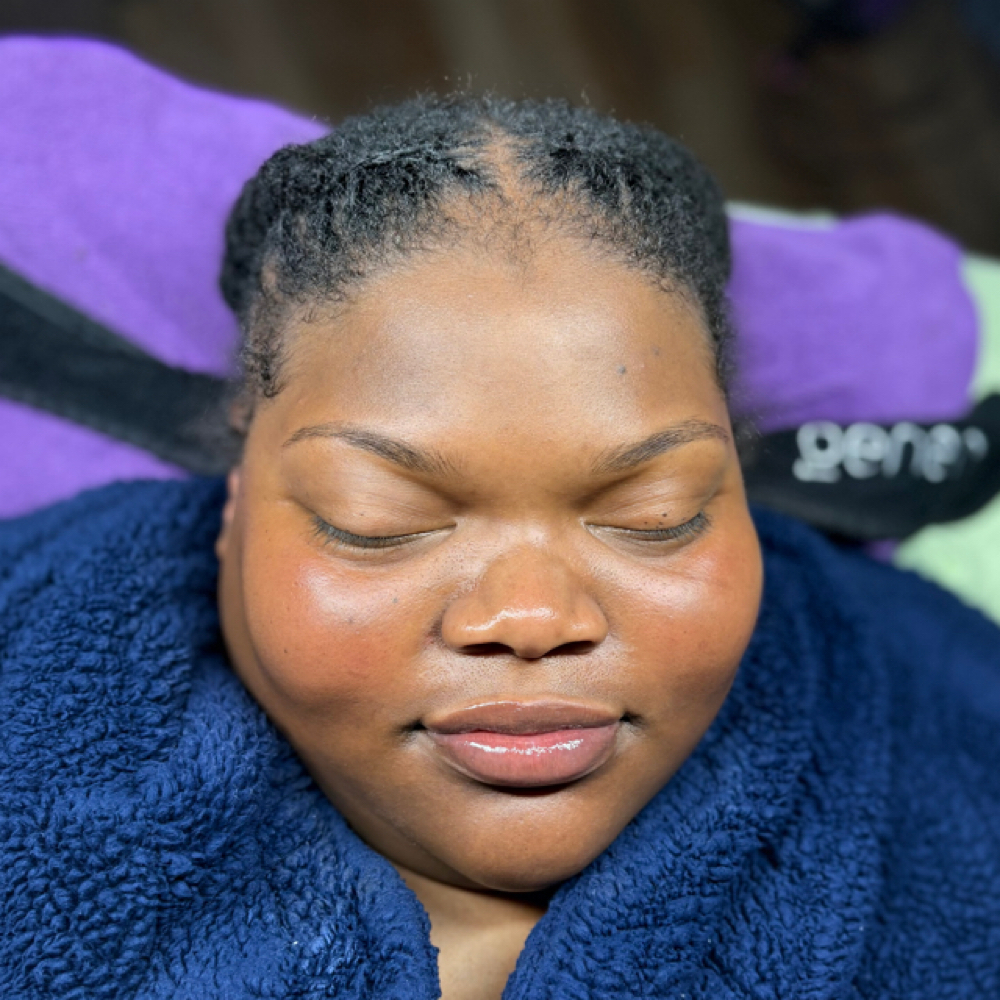 Glo₂ Brighten Glow Facial at The Holistic Glow | Luxury Skincare in Gainesville, FL